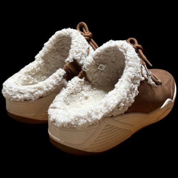 BARETRAPS Landon Women Size 7 Whiskey Shoe Clog Slipper Moccasin Sherpa Lined - Picture 5 of 13